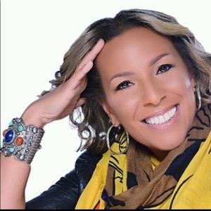 Meet your Posher, Victoria